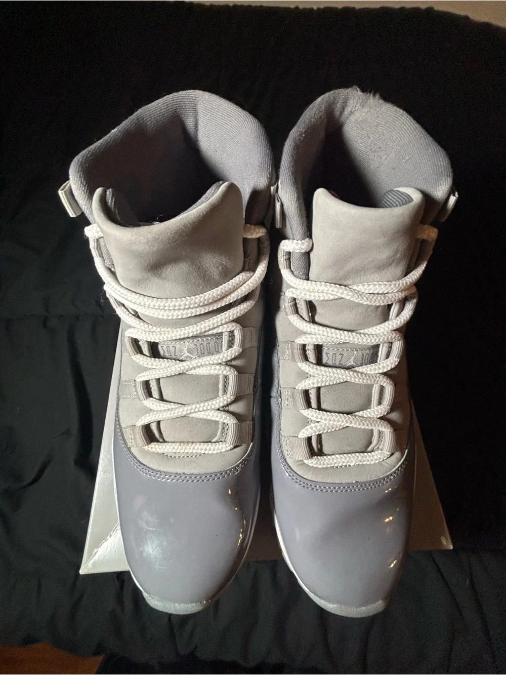 Jordan Retro Low Sneakers in Cool Grey and White Size 10 2021 w/ OG box